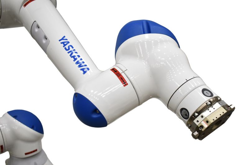 YASKAWA MOTOMANとツールチェンジャー